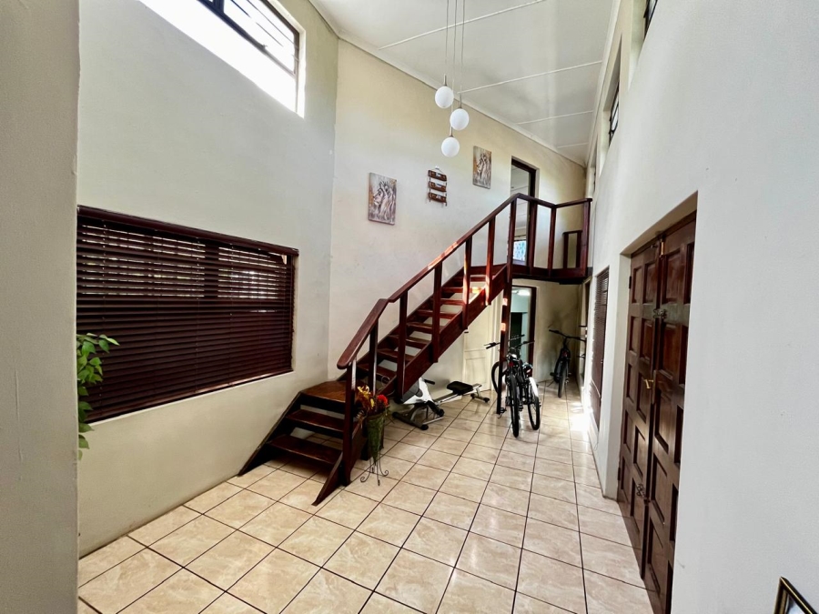 5 Bedroom Property for Sale in Nahoon Eastern Cape